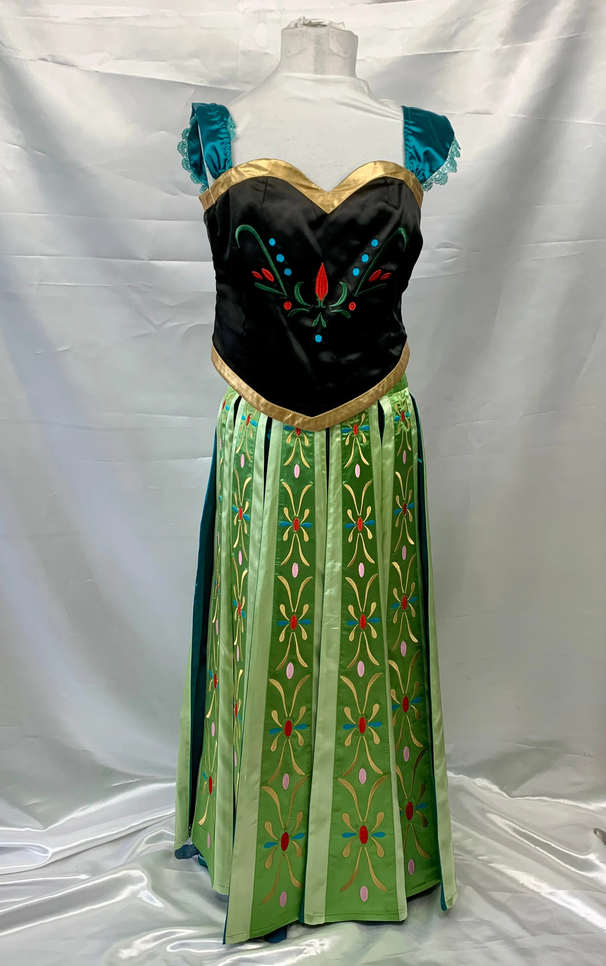 Anna Coronation Women's  Costume Cosplay Medium