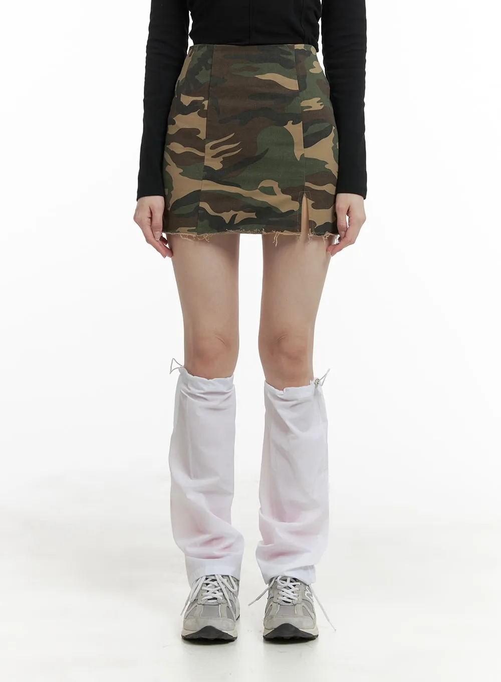 Camo Split Destroyed Hem Mini Skirt OM426