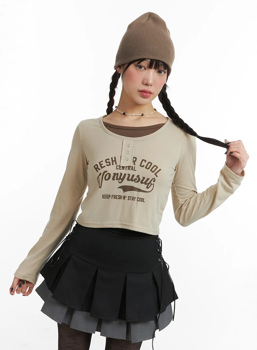 Fake Two-Piece Graphic Lettering Crop Long Sleeve Top IJ411