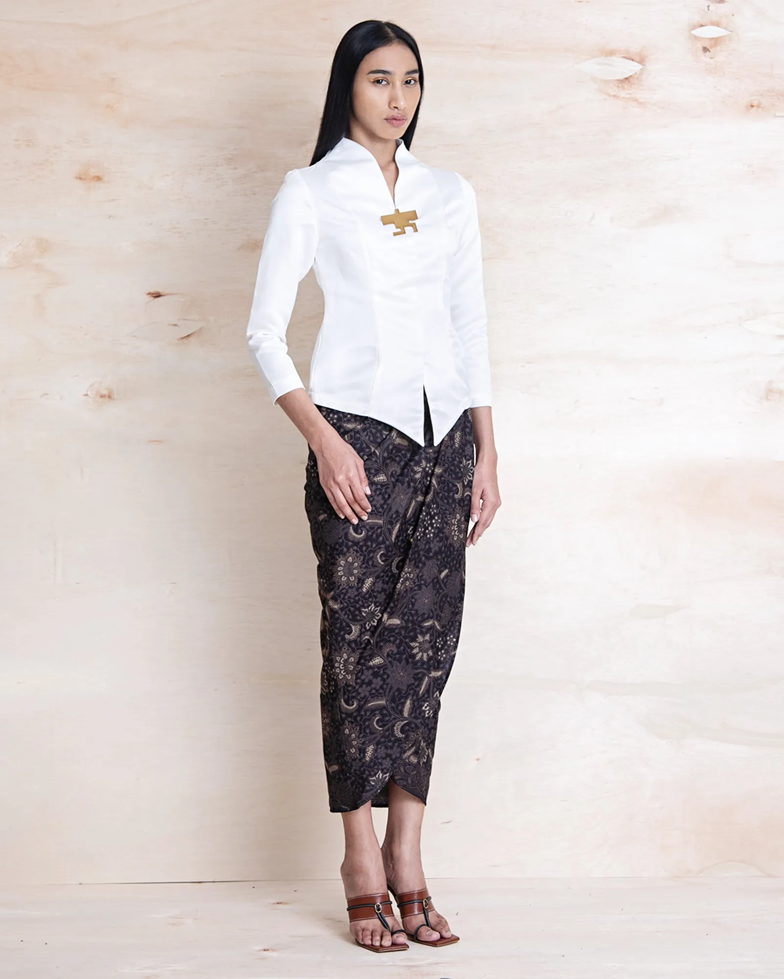 Kebaya Duchess (White)