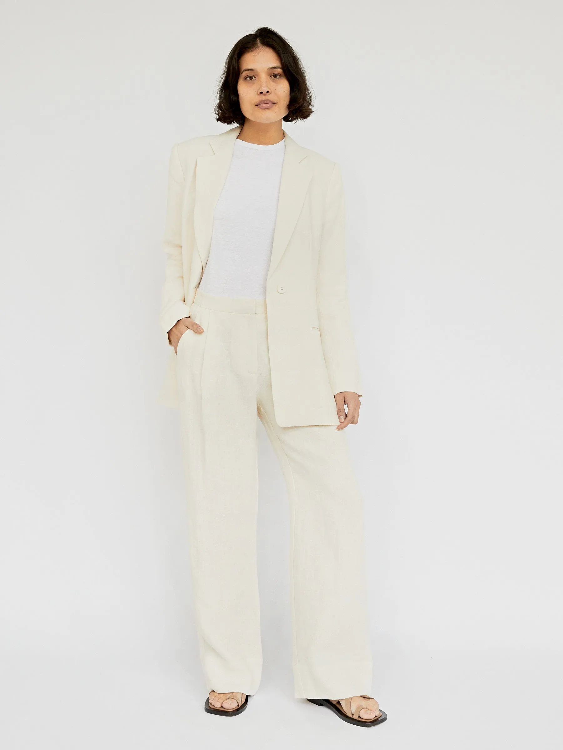 Linen Pleated Detail Trousers