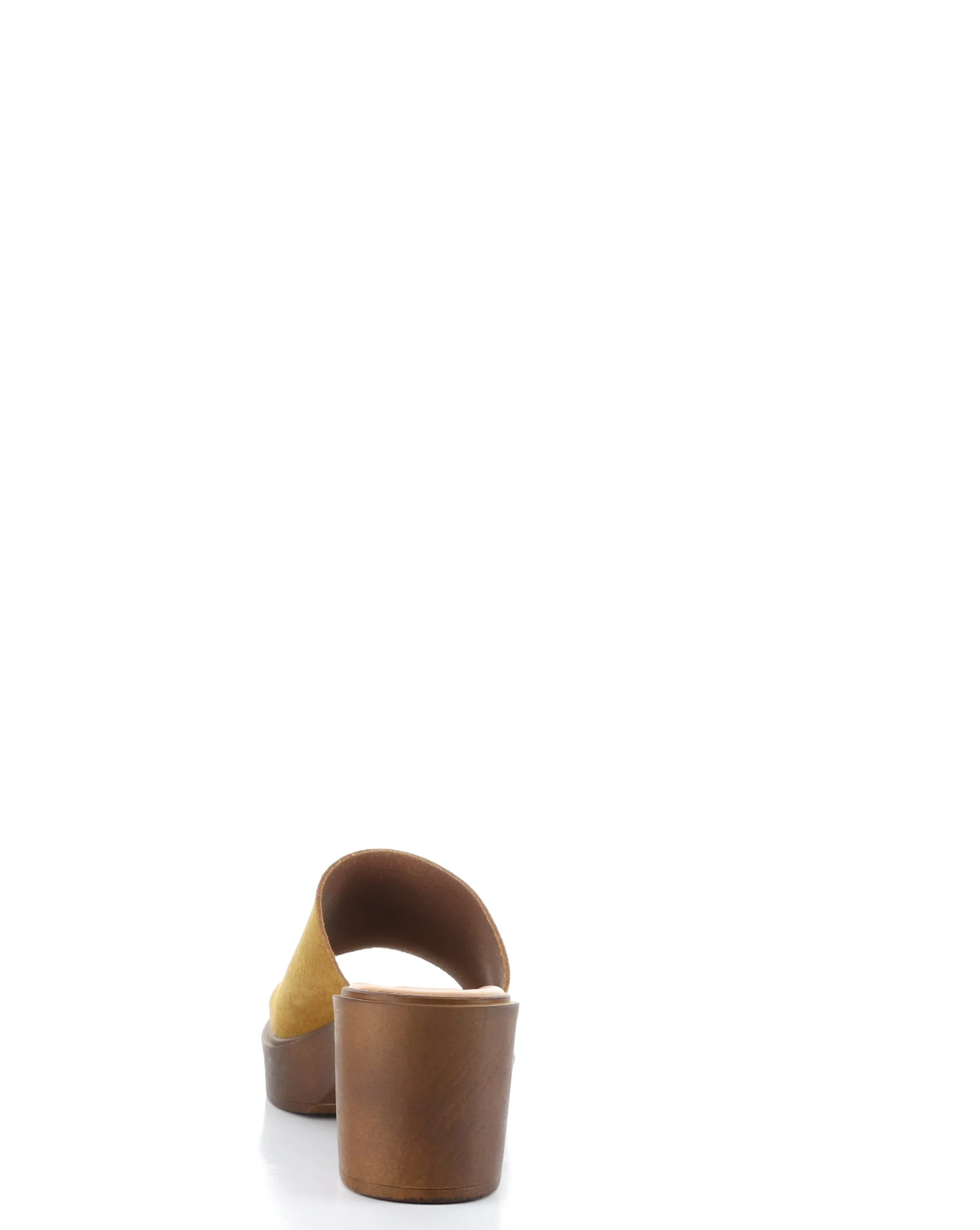 WANDA COGNAC Slip-on Sandals