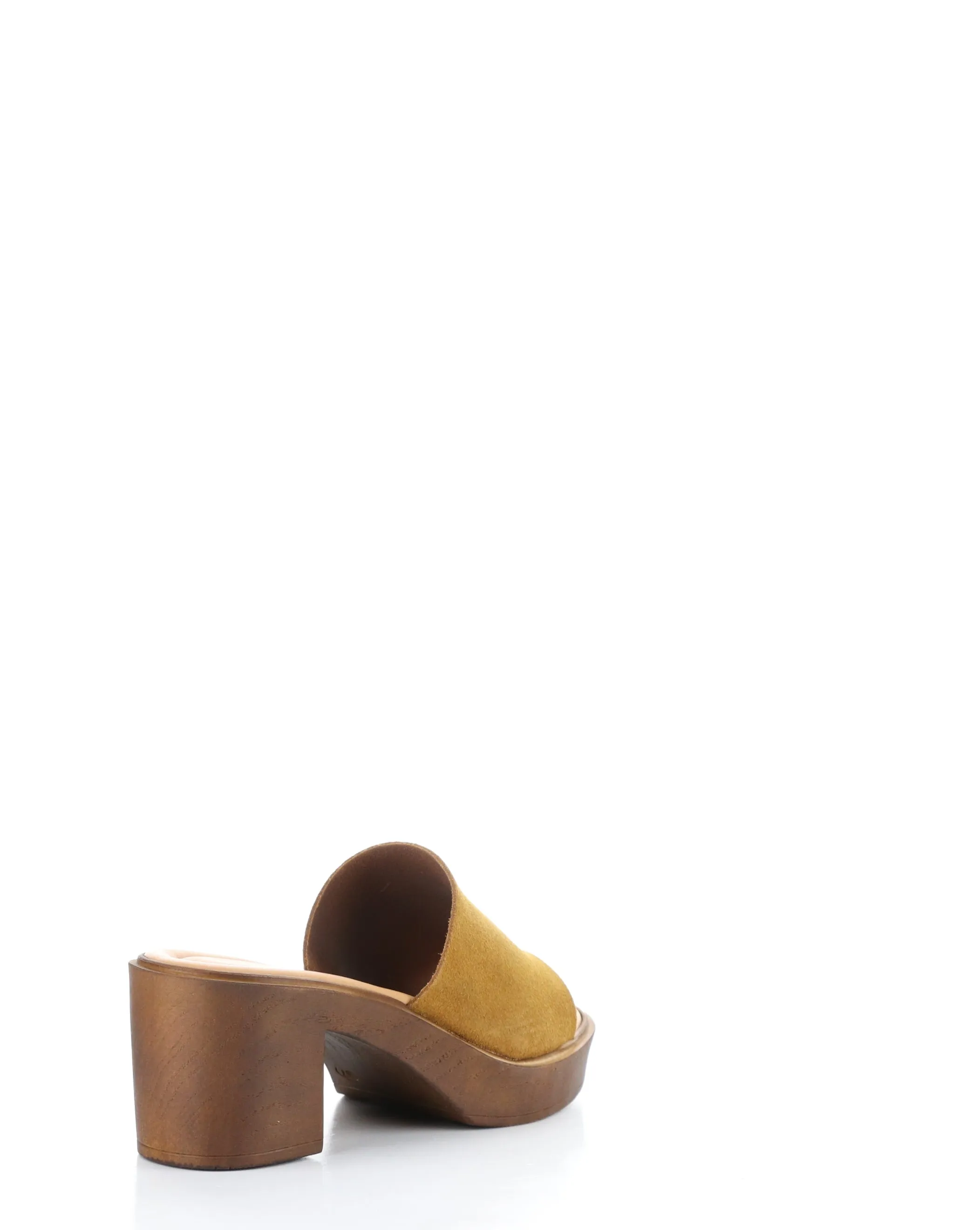 WANDA COGNAC Slip-on Sandals